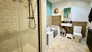 Photo 13- click for photo gallery